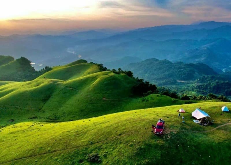 Vẻ đẹp nguyên sơ của thảo nguyên Slam Chiêm Bắc Kạn