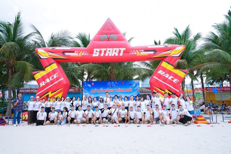 Sinh nhật 16 tuổi PYS Travel