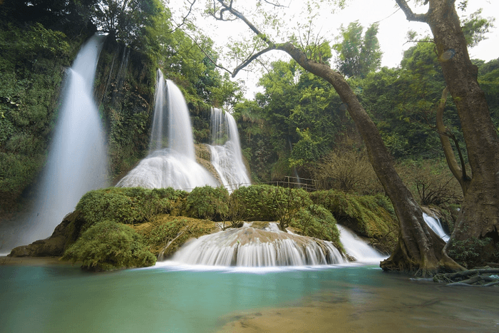 thác dải yếm