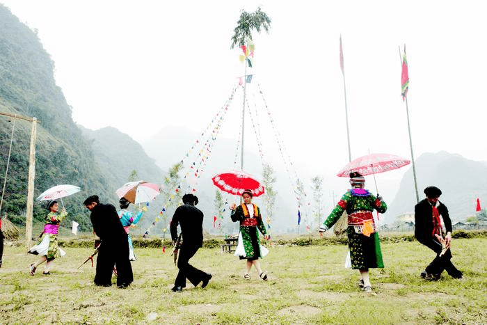 chợ tình