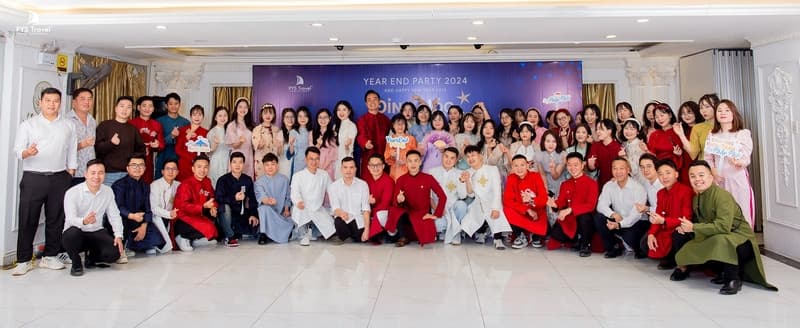Nhân viên PYS Travel trẻ trung, tận tâm và chuyên nghiệp