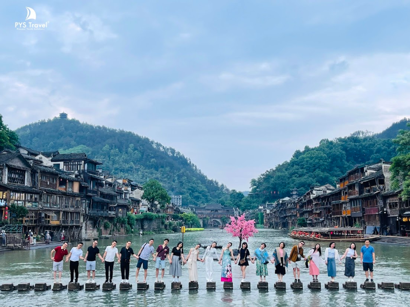 phượng hoàng cổ trấn