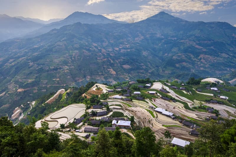 Bản Phùng Hoàng Su Phì mùa nước đổ