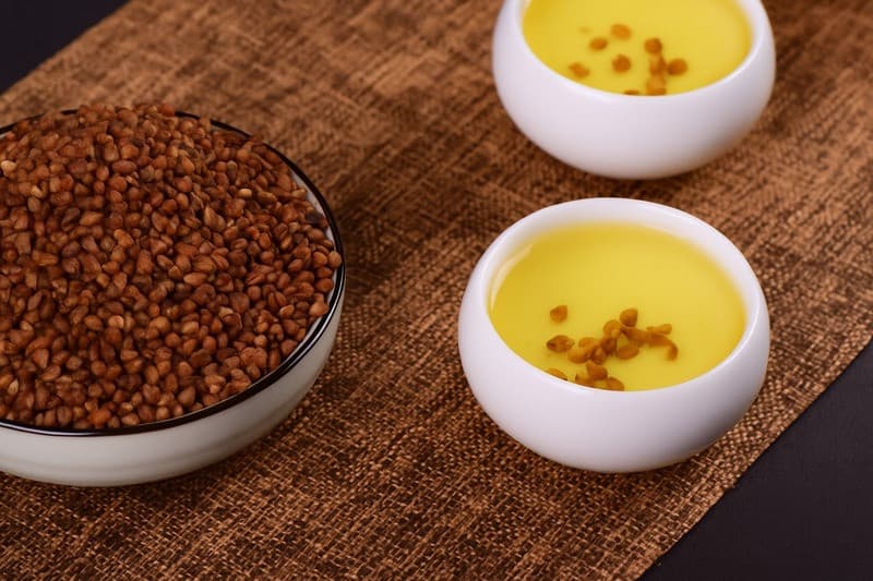 Trà hoa tam giác mạch