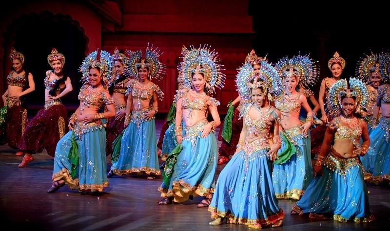 Show Alcazar/ Colossuem
