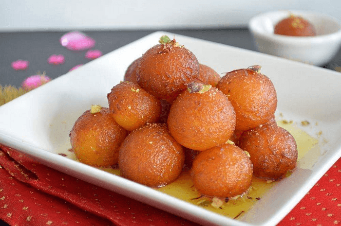 bánh trứng gulab jamun ấn độ