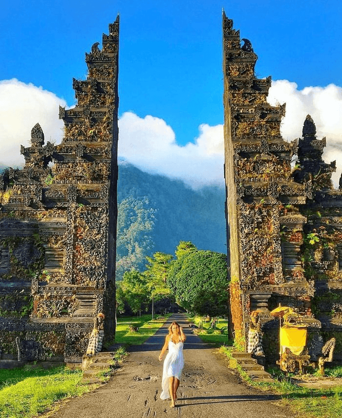 cổng trời handara bali