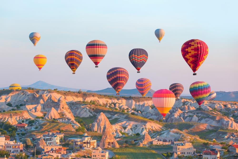 bay khinh khí cầu ở Cappadocia