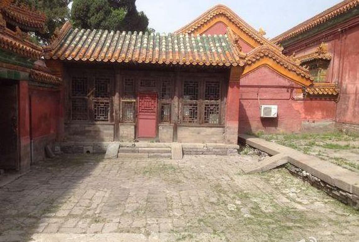 lịch sử Tử Cấm Thành