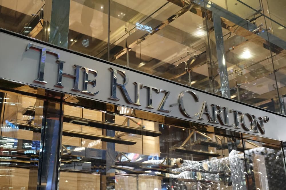 Khách sạn The Ritz-Carlton