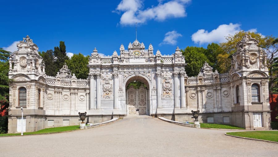 Cung Điện Dolmabahce