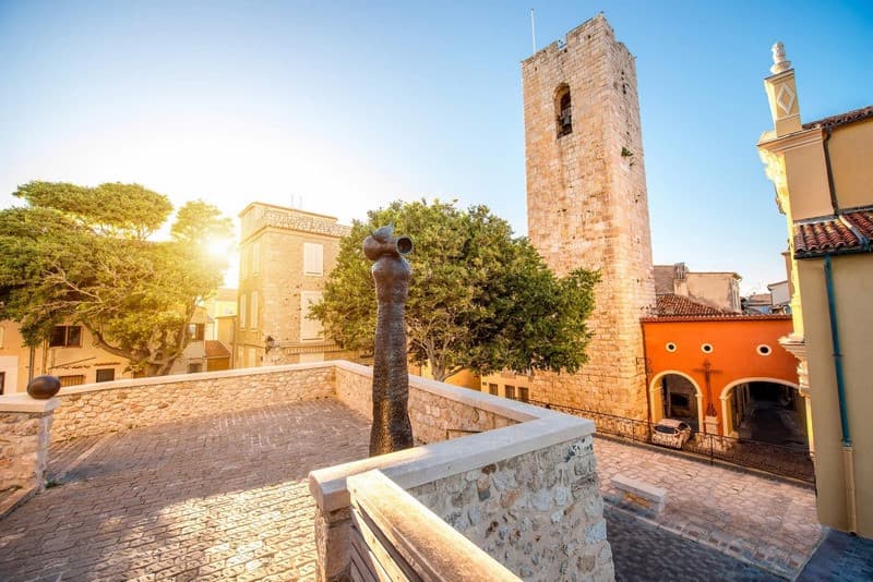 Du lịch miền nam pháp ngắm Antibes