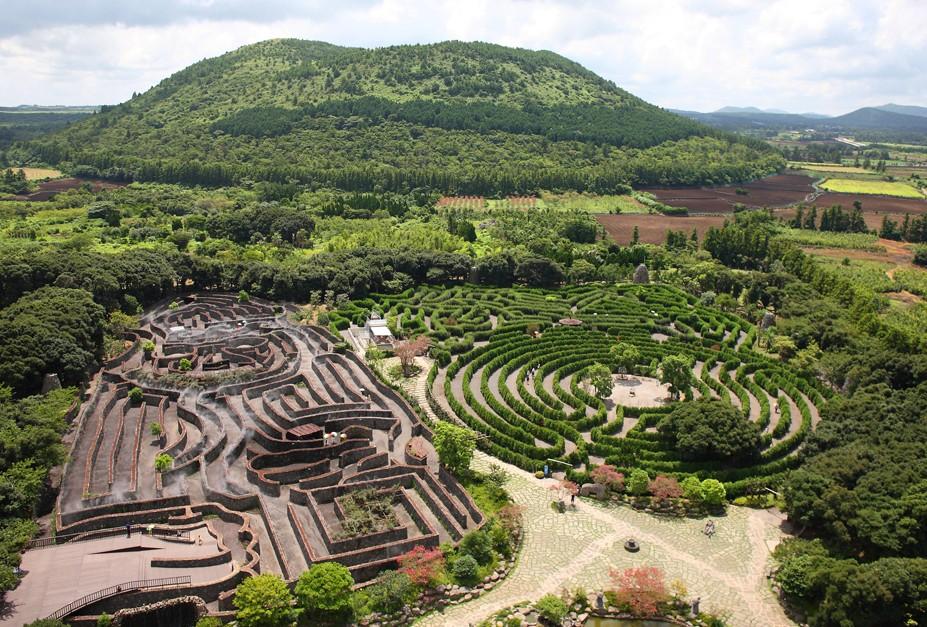 Công viên Maze Land, du lịch đảo Jeju Hàn Quốc
