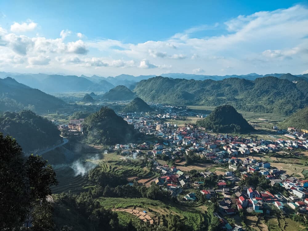 Thị Trấn Tam Sơn