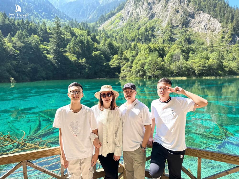 kinh nghiệm du lịch cửu trại câu mùa hè