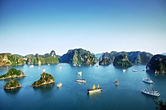 Du lịch Tuần Châu Hạ Long đẹp nhất là vào mùa hè và mùa thu