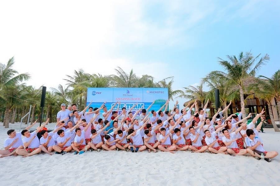 team building giúp truyền thông hình ảnh công ty