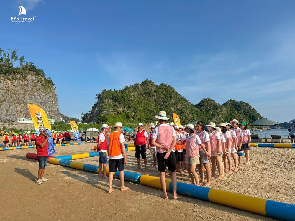 Chơi Teambuilding trên đảo Cát Bà