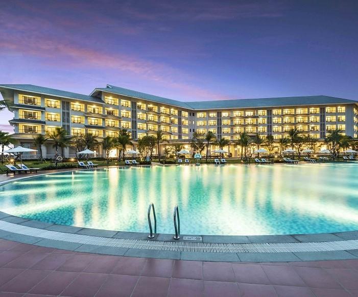  Melia Vinpearl Cua Hoi Beach Resort