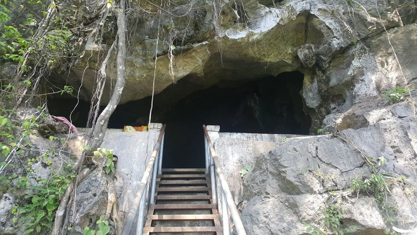 tham quan hang quân y