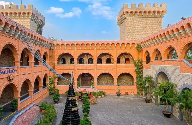 Khám phá Lâu đài rượu vang Phan Thiết