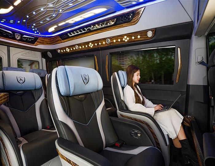 ADT Limousine – Xe limousine Mũi Né Sài Gòn