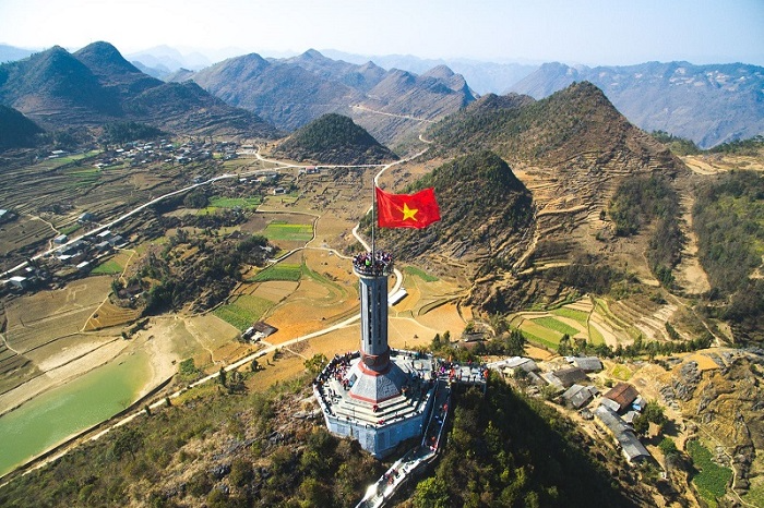 cột cờ lũng cú