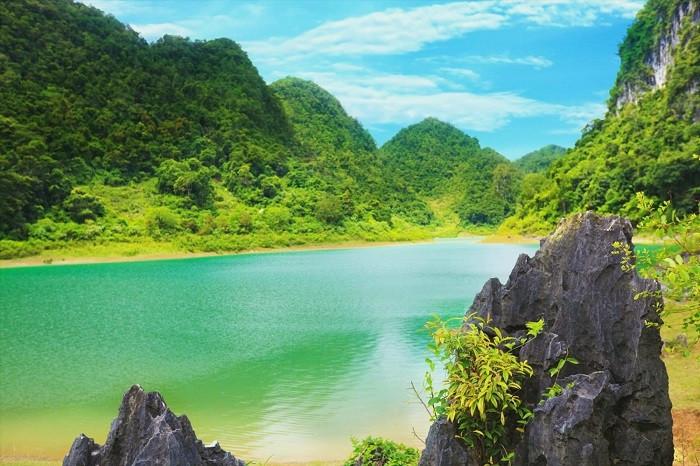 hồ thang hen Cao Bằng