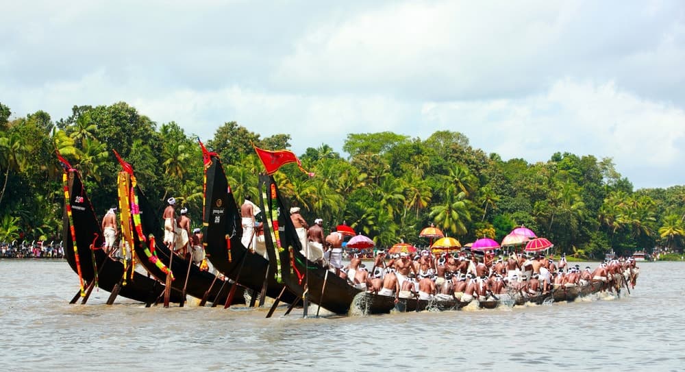đua thuyền trong lễ hội Onam