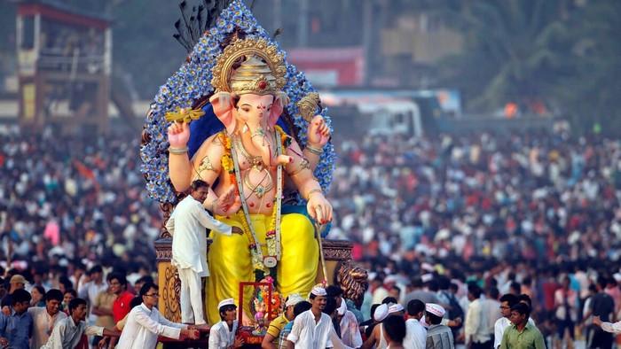Lễ hội thần đầu voi Ganesha