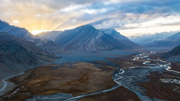 thung lũng zanskar hùng vĩ