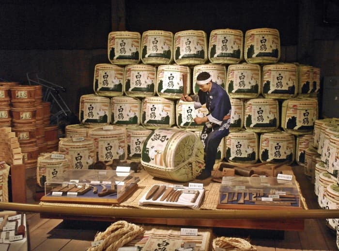 Bảo tàng rượu Sake Hakutsuru, du lịch Nhật Bản, tour Nhật bản