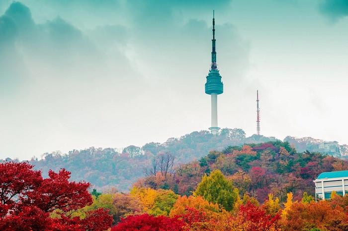 núi namsan]