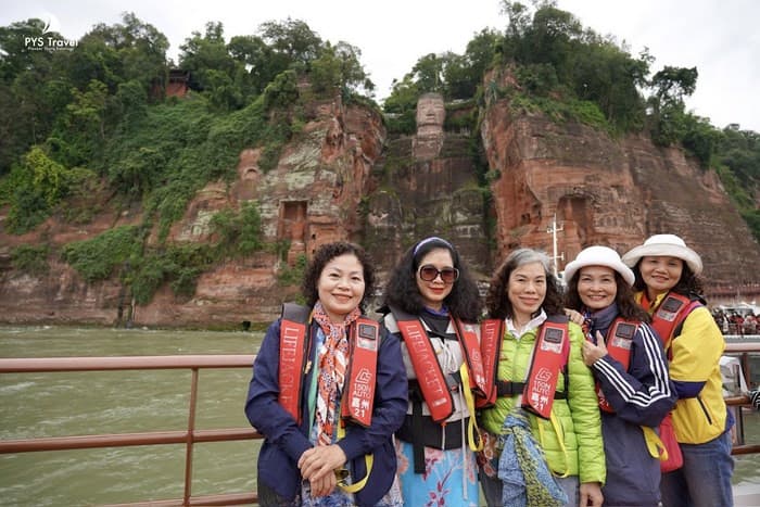 tượng lạc sơn đại phật