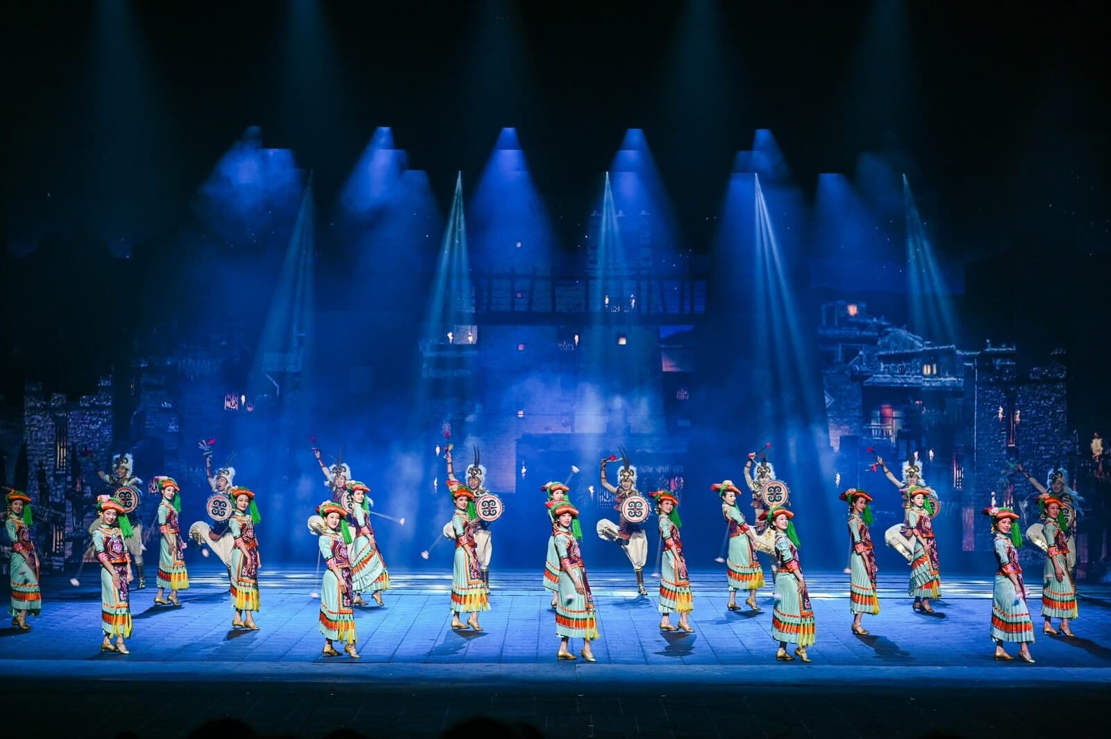 Cửu Trại Câu Thiên Cổ Tình