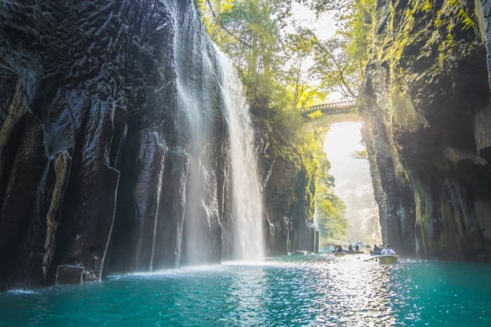 thung lũng Takachiho huyền bí