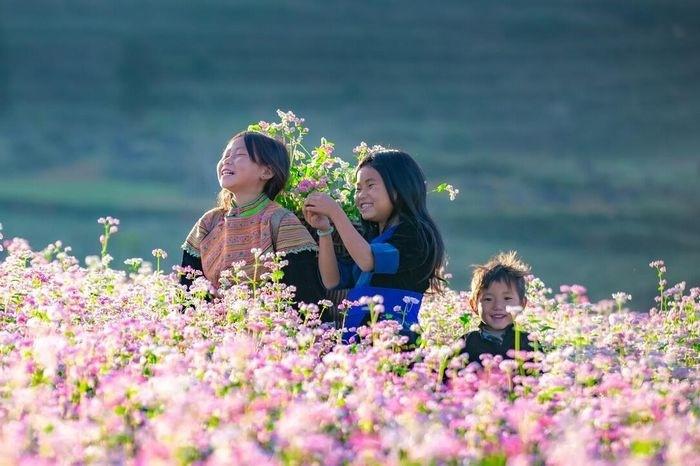 Vẻ đẹp trong trẻo nơi đây khiến bao người phải say đắm