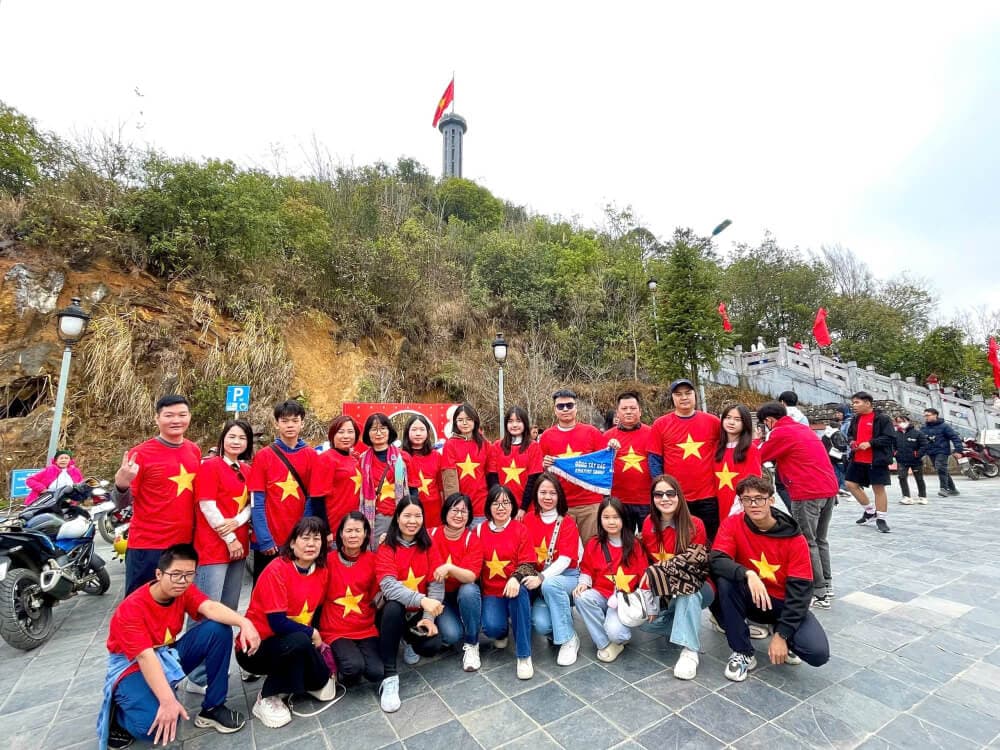 Du lịch Vòng cung Đông Bắc