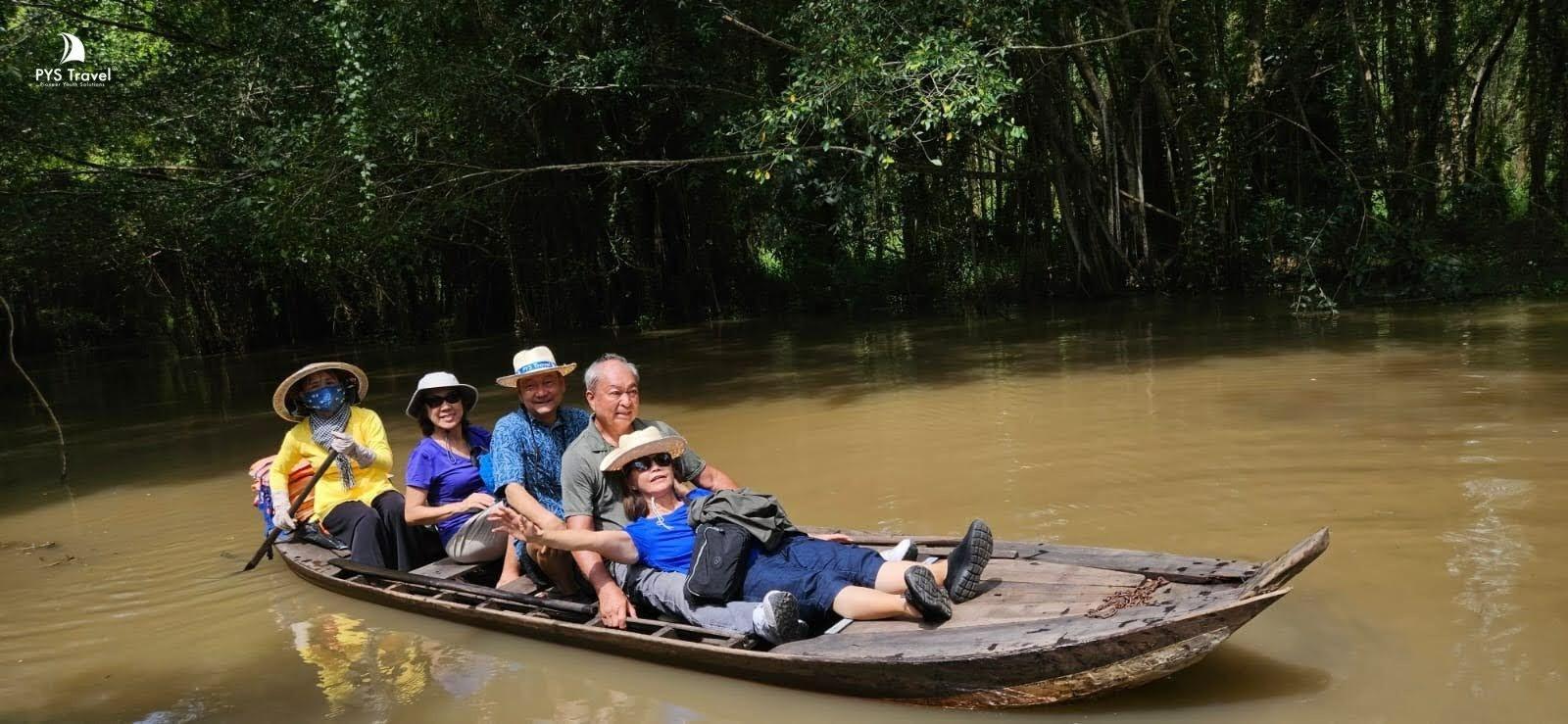 Trải nghiệm cuộc sống sông nước