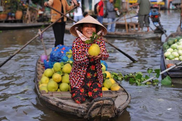 Với sự xởi lởi, chất giọng ngọt ngào người miền Tây rất mến khách