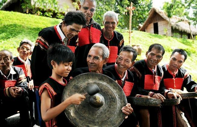 Văn hóa cồng chiêng là nét văn hóa còn gìn giữ tại nơi đây