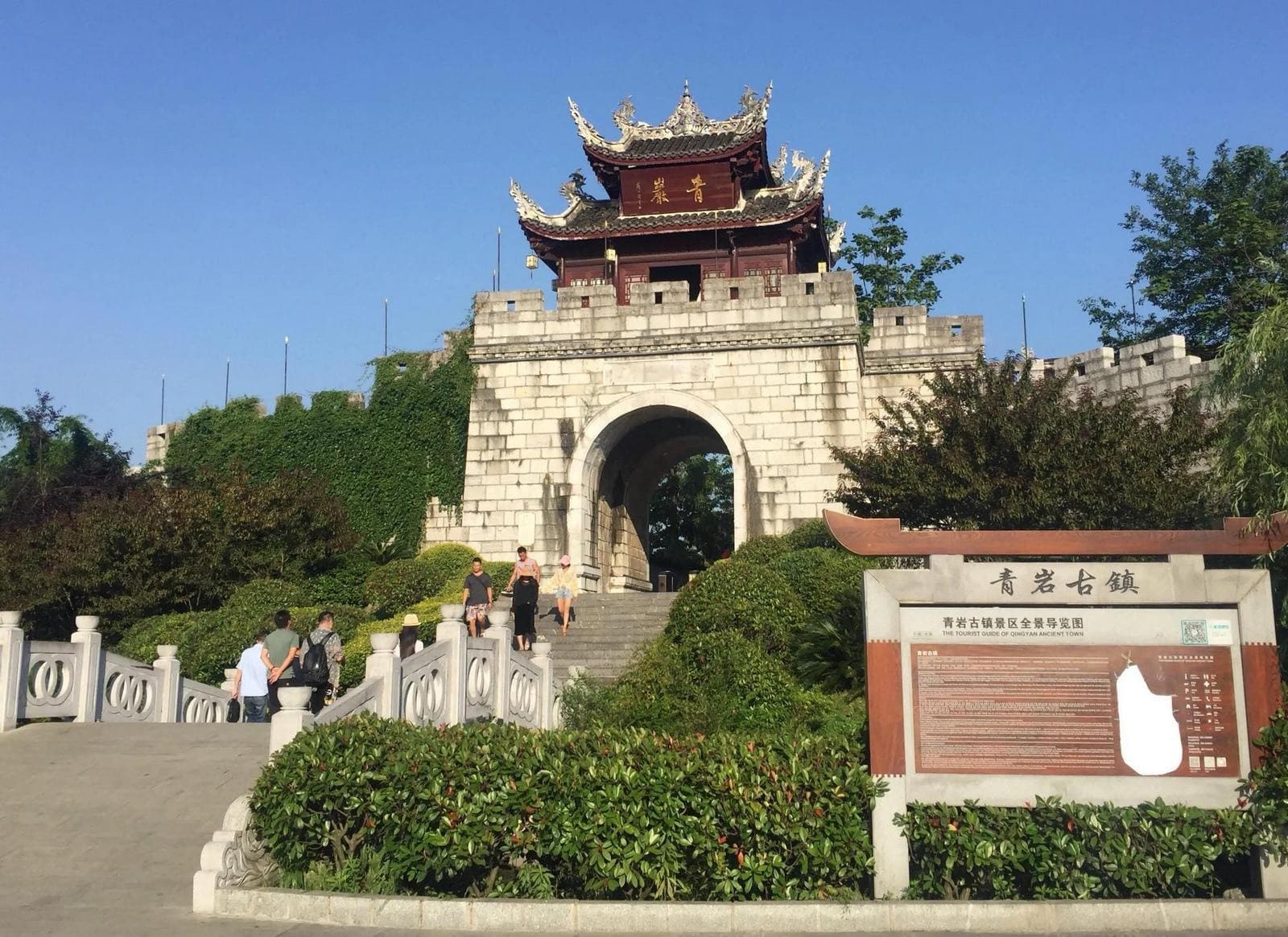 tour thung nham cổ trấn