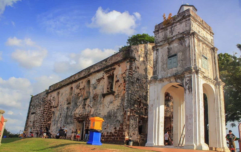 nhà thờ cổ st.pauls