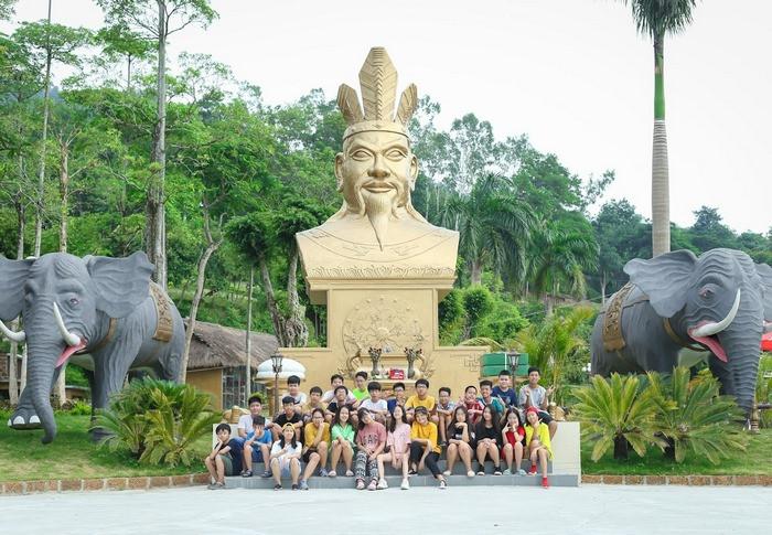 Lồng  ghép những bài học thú vị trong team building