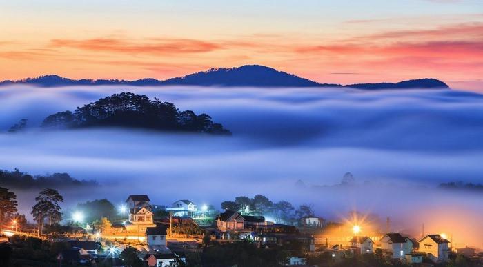 Đà Lạt mơ màng trong màn sương 