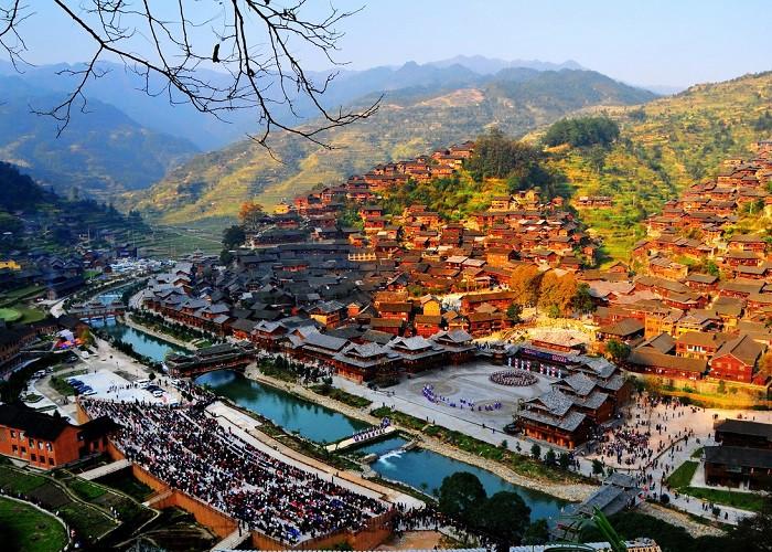 làng cổ thiên hộ miêu trại
