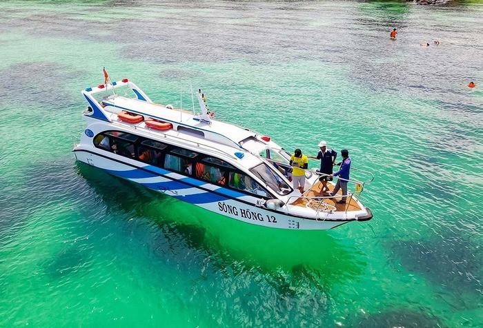 Khám phá các đảo Phú Quốc bằng cano cao cấp