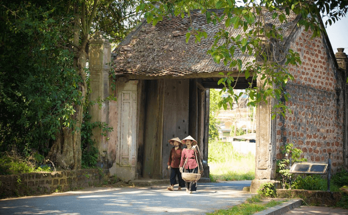 làng cổ đường lâm