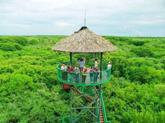 Lạc vào không gian xanh khu du lịch Vàm Sát