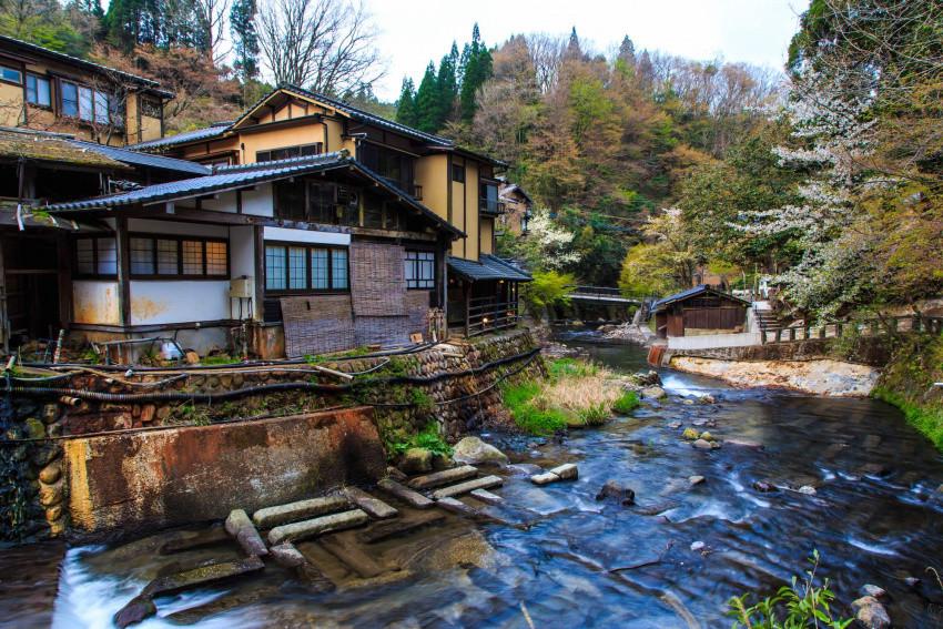 Suối nước nóng Kurokawa Onsen